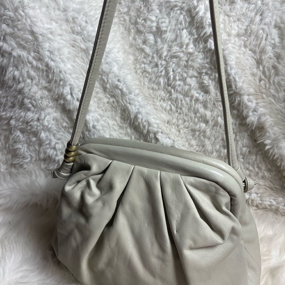 Hobo Adalyn Soft leather light gray medium Frame Shoulder Bag - Picture 7 of 15